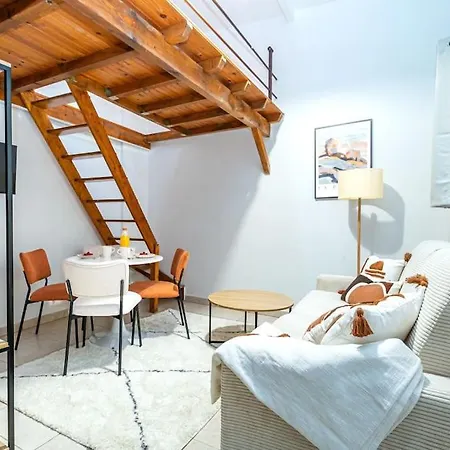 Apartment Avenue Philippe Auguste Paris